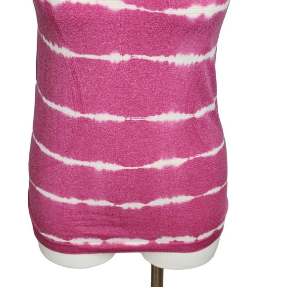 Lululemon Swiftly Tech Short Sleeve Crew Women's Size 6 Cranberry - Picture 3 of 10